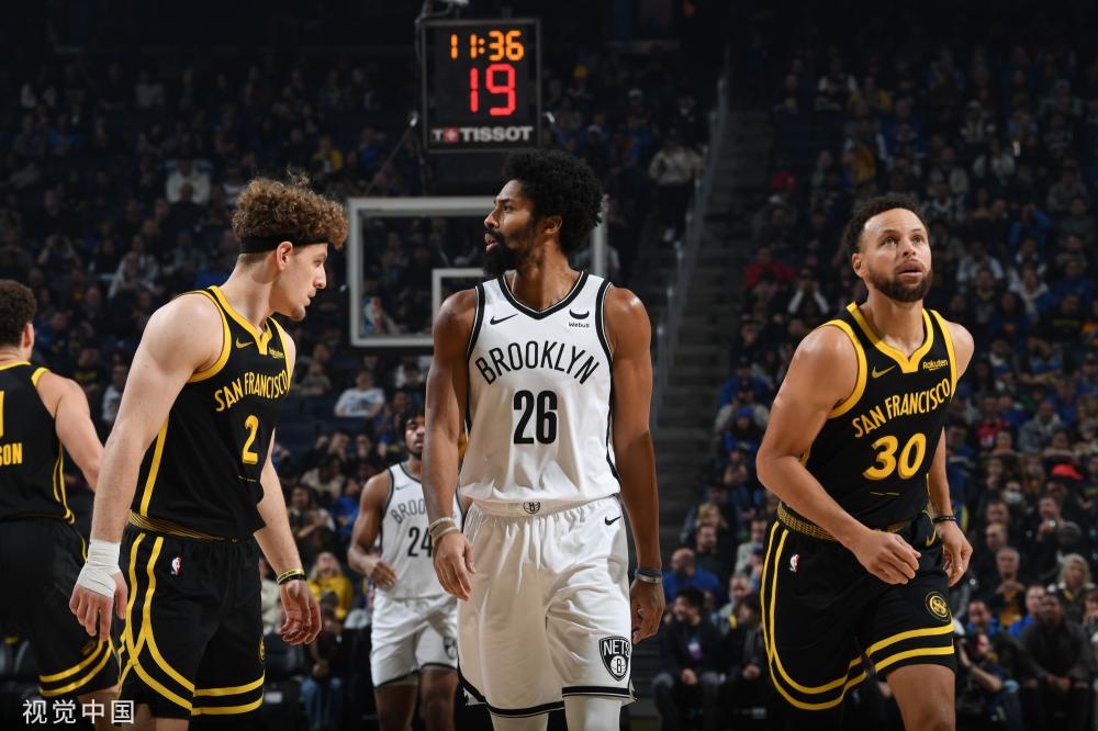 田径舞台上 田径舞台上